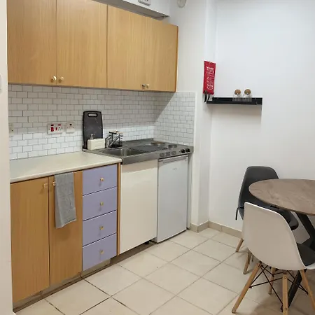 Basilica Apts 3*